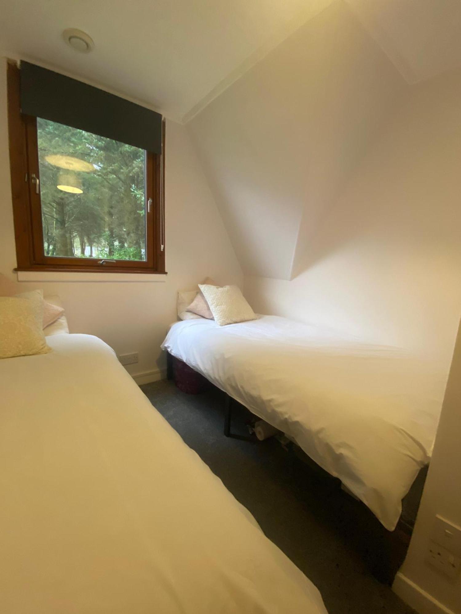 The Triangle Lodge Invergarry Εξωτερικό φωτογραφία